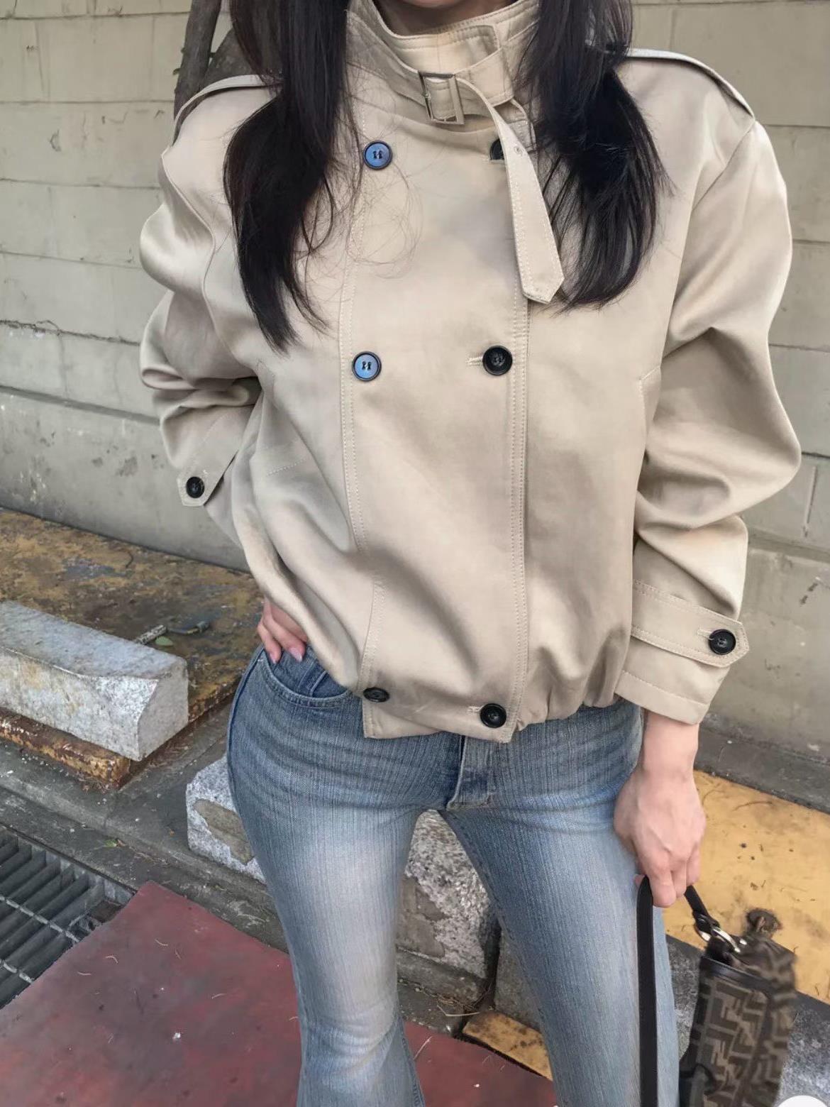 扣帶領短版風衣外套